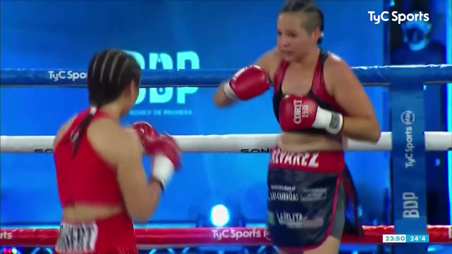 La santafesina Bermúdez retiene su corona minimosca por cuarta vez