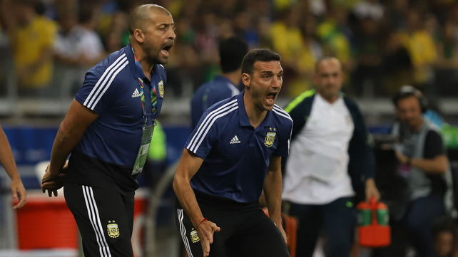 Walter Samuel no se moverá de al lado de Lionel Scaloni en la selección argentina.