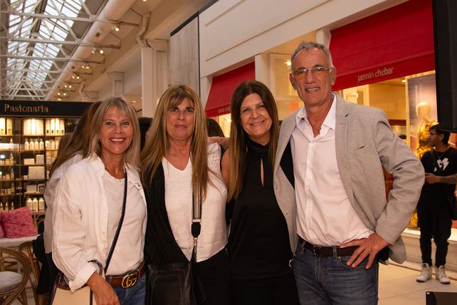 Paola Curátolo, María José González, Gabriela Cid y Marcelo González