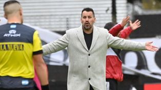 Ogro Fabbiani, DT de Deportivo Riestra y exjugador de Newells.