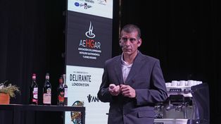 En FIAR: AEHGAR realizó el primer torneo de barismo de Rosario