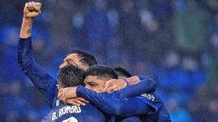 Vélez fue una máquina ante su gente.