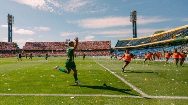 Aldosivi festejó el regreso a Primera División luego de 2 años.