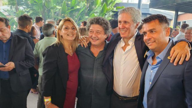 Salinas -izq.- no será del bloque libertario&nbsp;