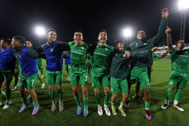 Banfield&nbsp; ganó con un hombre menos.