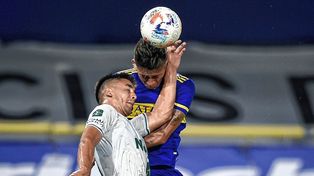 Boca pone en juego la punta frente a Sarmiento.