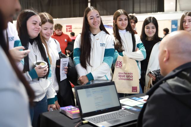 En Expo Carreras cada una de las 13 facultades cuenta con su propio stand