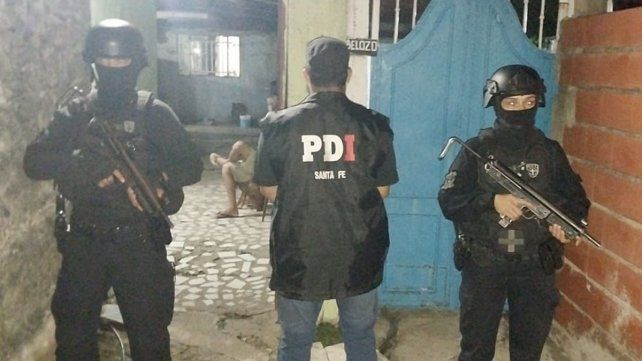 Operativos de la policía de investigaciones en Rosario