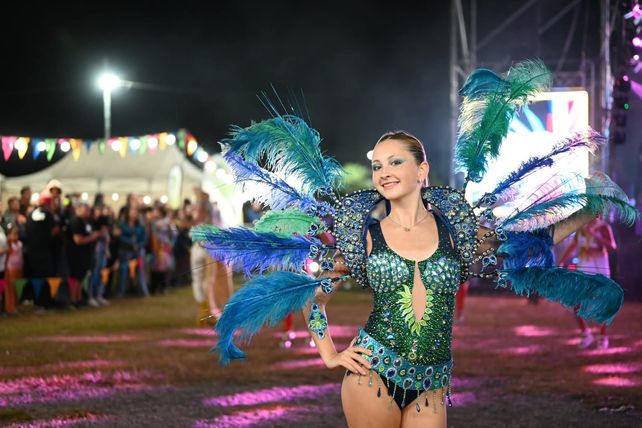 Alvear vivió una segunda noche de carnaval con gran participación y una propuesta cultural diversa