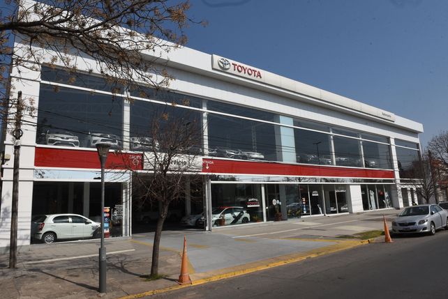 Allanan una concesionaria en un caso relacionado con Serjal