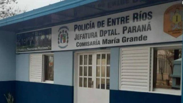 El agresor sujetó a la mujer con un arma blanca e intimó a los uniformados para que se retiraran. Al intentar agredir al personal policial