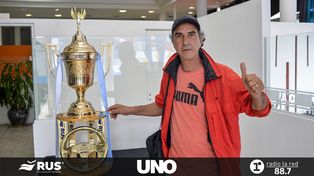 Lectores de UNO se fueron con la entrada y la foto con la Copa