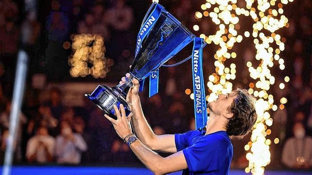 Alexander Zverev se quedó con la Copa de Maestros.