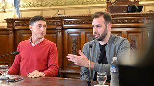 Homenajearon en el Senado a Luciano De Cecco