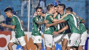 Banfield ganó ante su gente.