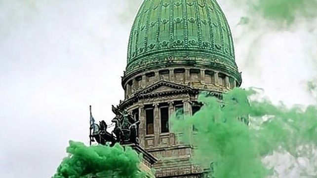 Aborto legal: los seis votos indefinidos, a horas del debate