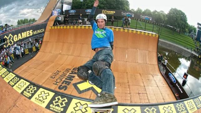 El experimentado skater en Munich