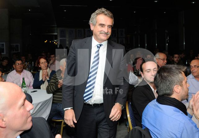 Agustín Rossi se bajó de la precandidatura a Presidente por el FPV