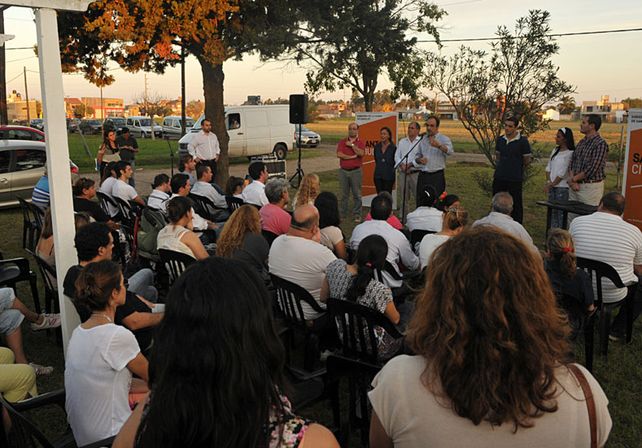 El Municipio entregó en comodato el lote para construir la vecinal Nueva Santa Fe