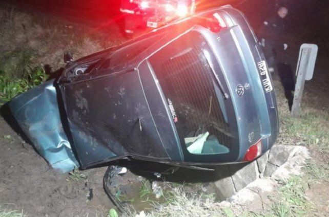 Nogoyá: Un hombre murió al volcar su vehículo en la ruta 12
