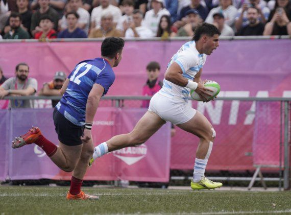 Los Pumas Seven y Las Yaguaretés mostraron su ferocidad en el Óvalo