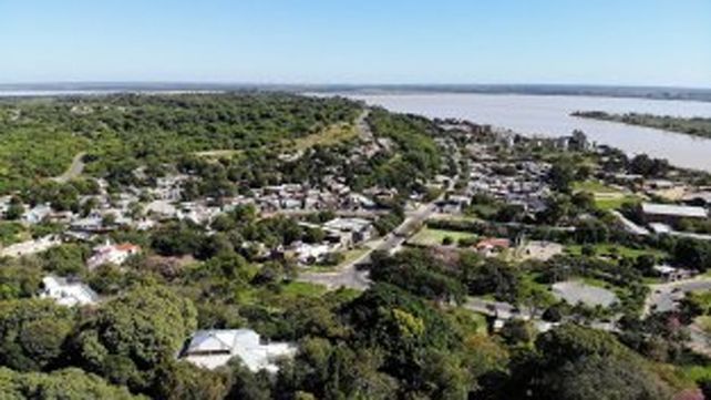 Puerto Viejo y el r&iacute;o. Por avenida Estrada y las calles del hist&oacute;rico barrio