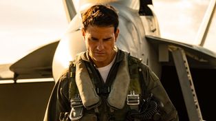Tom Cruise, en el rol de Maverick, se embarca en una misión final.