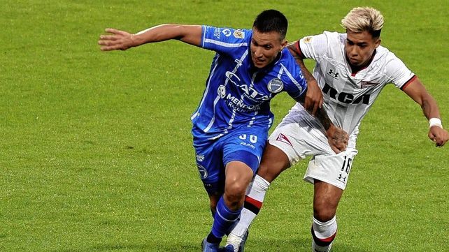 Estudiantes pisará Mendoza para enfrentar a Godoy Cruz pensando en clasificar a la Libertadores 2022.&nbsp;