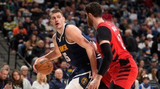 Jokic logró un triple doble en el triunfo de Denver ante Portland