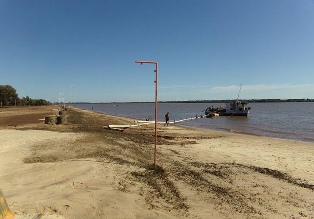 Colón trabaja para recuperar las playas