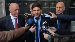 Pullaro calificó como buena la reunión con la Corte y advirtió que la deuda nacional equivale a 1.500 km de rutas