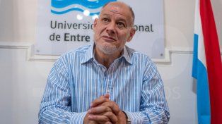 El rector de UNER Andrés Sabella está tercero en la principal lista peronista en Entre Ríos. Deja el cargo hasta las elecciones el 26 de octubre