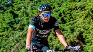 Un ciclista y deportista destacado fue baleado en pleno centro de Rosario del Tala.