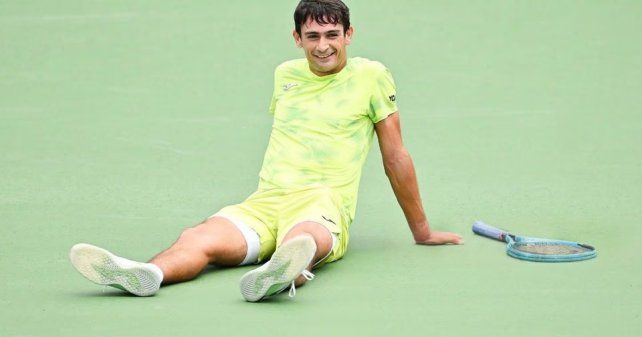 Mariano Navone&nbsp;protagonizó una gran remontada ante&nbsp;Valentin Vacherot y avanzó en Masters 1000 de Montreal.
