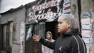 Ataque con bomba molotov a barbería: el dueño reconoció a un cliente entre los agresores