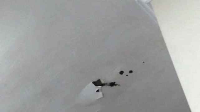 Las grietas en el techo fueron denunciadas por la Junta Intena de ATE.