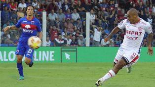 Zabala: Si queremos pelear cosas no se puede terminar un partido así