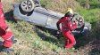 Ruta 14 vieja: un auto despistó y volcó en un zanjón