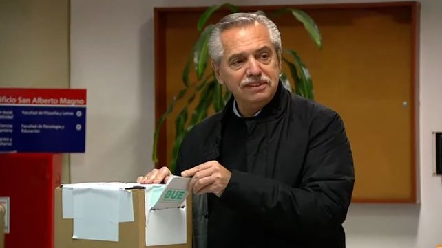 Alberto Fernández: Siempre que se vota la Argentina se vuelve un país mejor