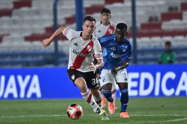 River ganó en Montevideo.