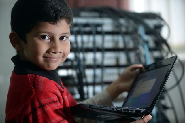 Ayan Qureshi estuvo a punto de perder la oportunidad de tomar la prueba porque los guardias de seguridad de Microsoft lo creyeron muy joven para el desafío.
