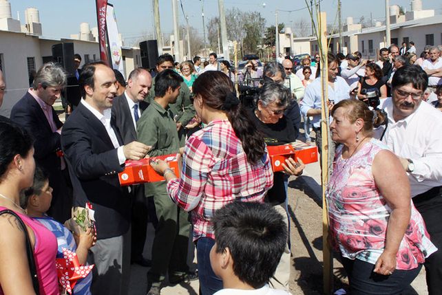 Vecinos de Santa Rita II ya habitan las primeras manzanas del complejo