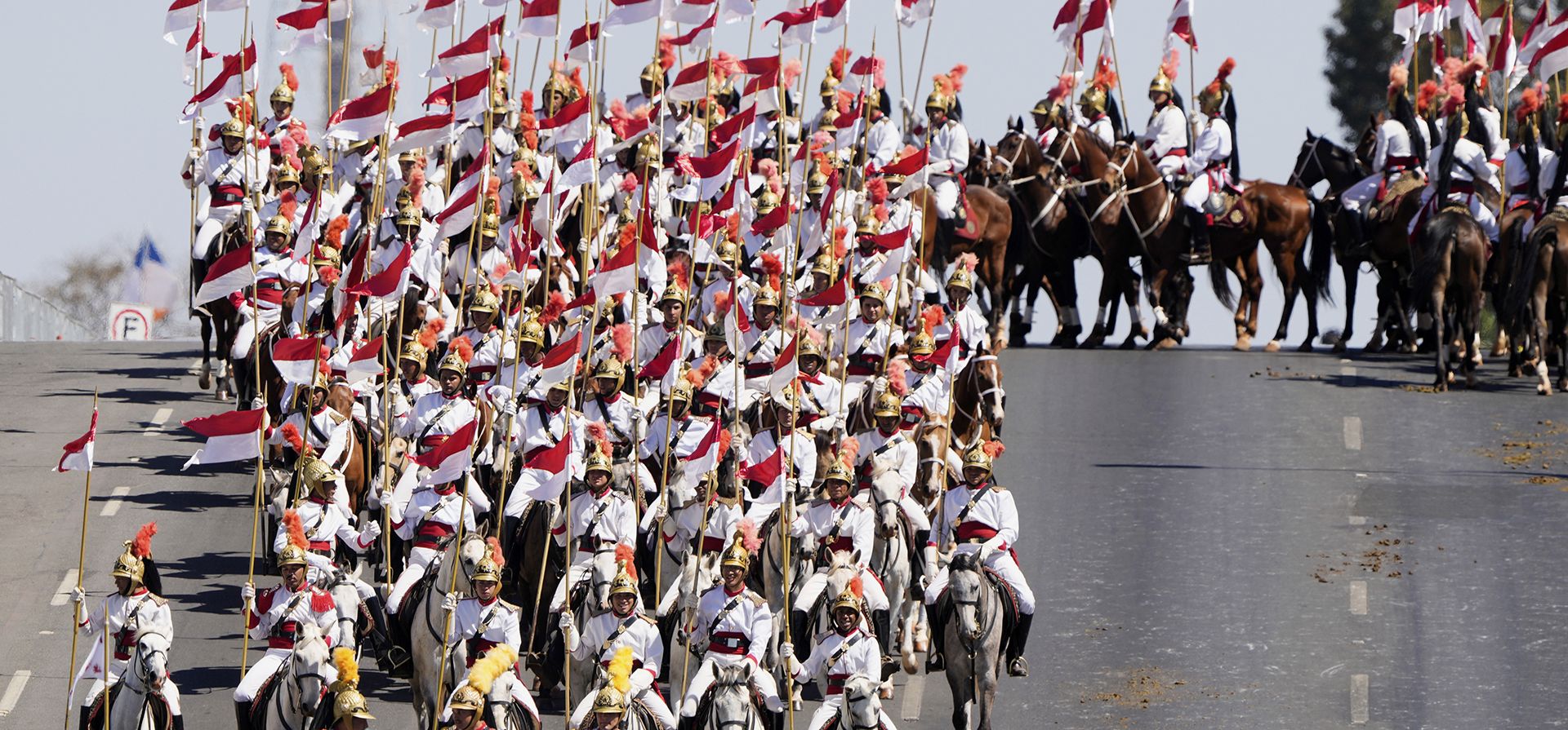 La caballería de la Guardia Presidencial cabalga tras participar en la ceremonia de bienvenida al presidente de Nigeria, Bola Tinubu, en el palacio presidencial de Planalto en Brasilia, Brasil, el lunes 25 de agosto de 2025. (Foto AP/Eraldo Peres) La caballería de la Guardia Presidencial cabalga tras participar en la ceremonia de bienvenida al presidente de Nigeria, Bola Tinubu, en el palacio presidencial de Planalto en Brasilia, Brasil, el lunes 25 de agosto de 2025. (Foto AP/Eraldo Peres)