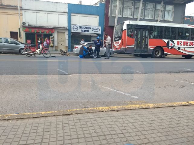 Colisionada por un colectivo