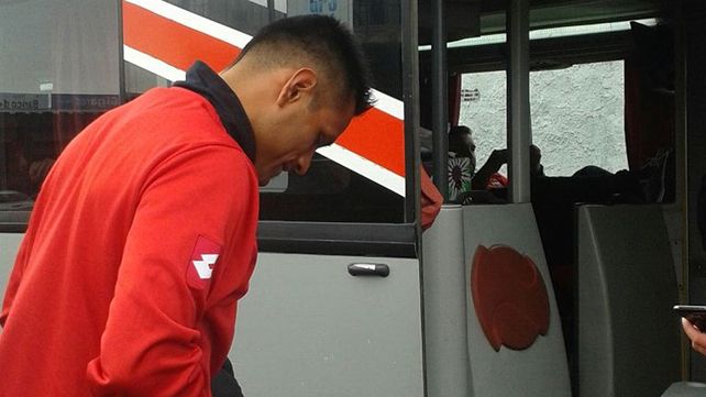 Patronato viajó a Rosario y tendrá una dura prueba ante Newells