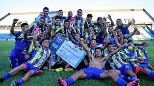 Juventud Unida pasó y ahora va con Independiente.