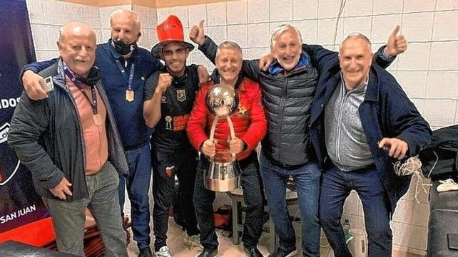 En el conflicto por el tema de los premios