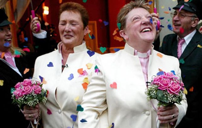 Las propuestas refuerzan un acercamiento más abierto de la Iglesia hacia la homosexualidad.