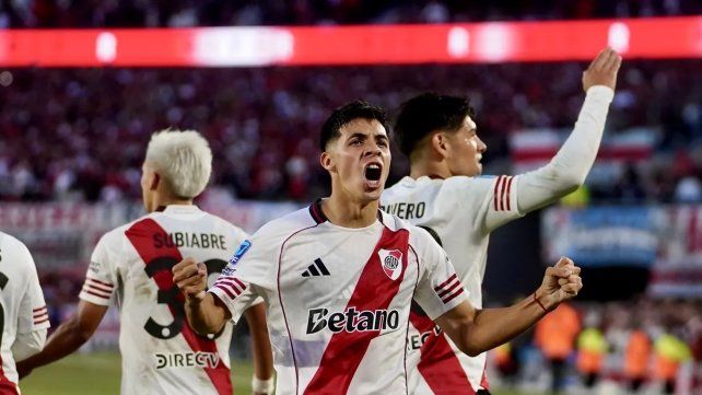River aplastó a Belgrano y es escolta en la zona B del Apertura