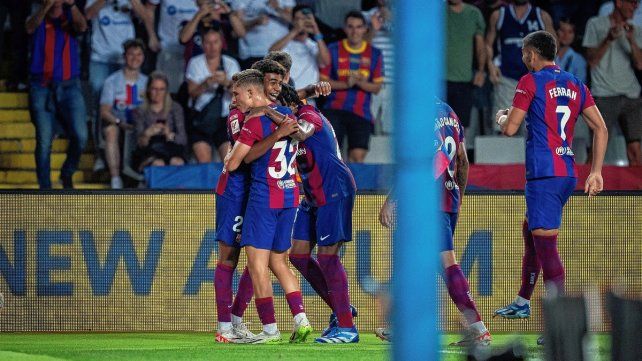 Barcelona superó a Sevilla y es otra vez líder en España